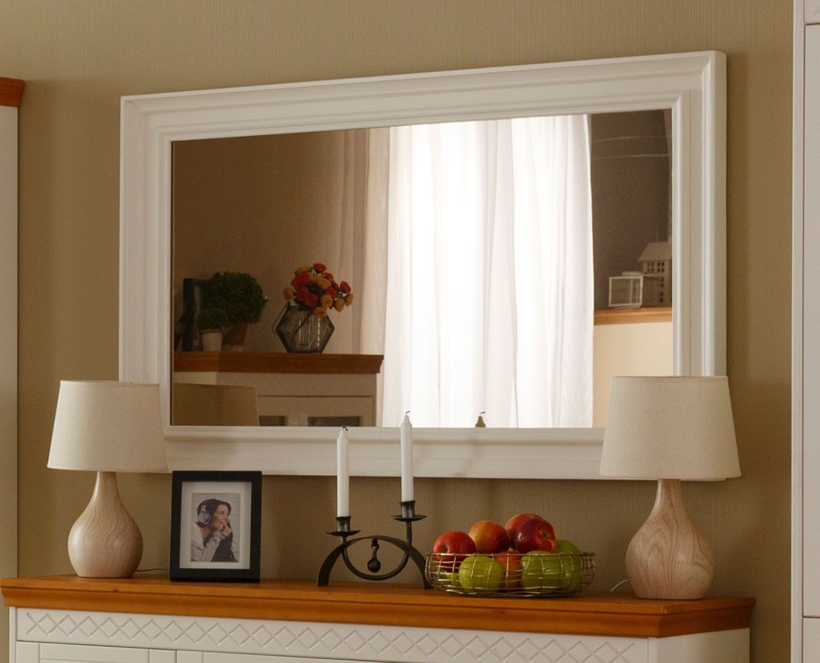 Зеркало в прихожей: форма, размер и правильное размещение