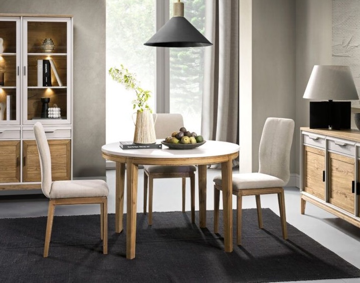 Кухонный уголок vs стулья: что удобнее для маленькой кухни