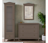 Витрина Majessa с зеркалом