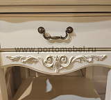 Кровать двуспальная Romantic Gold с мягким изголовьем R646/R648