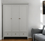 Шкаф трехдверный Tesoro