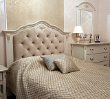 Кровать двуспальная Romantic с мягким изголовьем